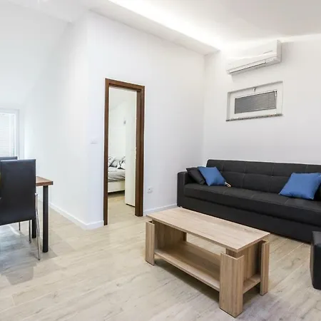 Angelina Apartmán *